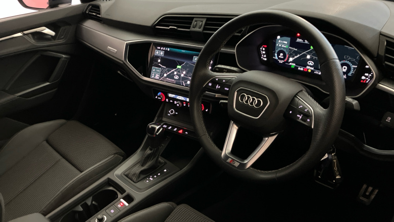 Audi Q3 35 TFSI S Line 5dr S Tronic Petrol Estate